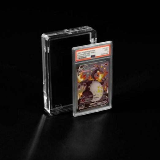 The Acrylic Box - Graded Card Display (premium)  TCG-Welt